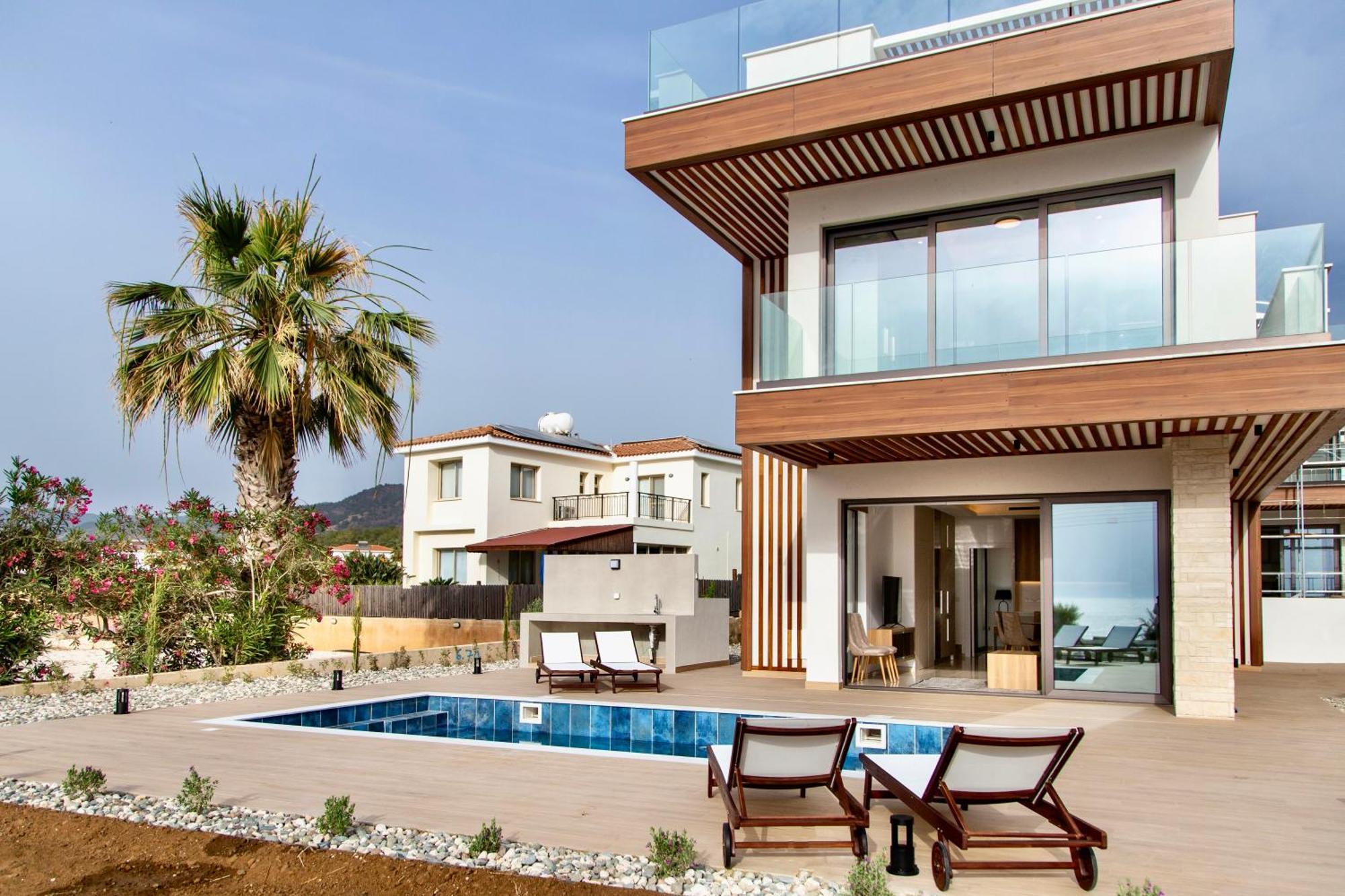 Santa Barbara Seafront Villas W Jacuzzi Pool Paphos 外观 照片