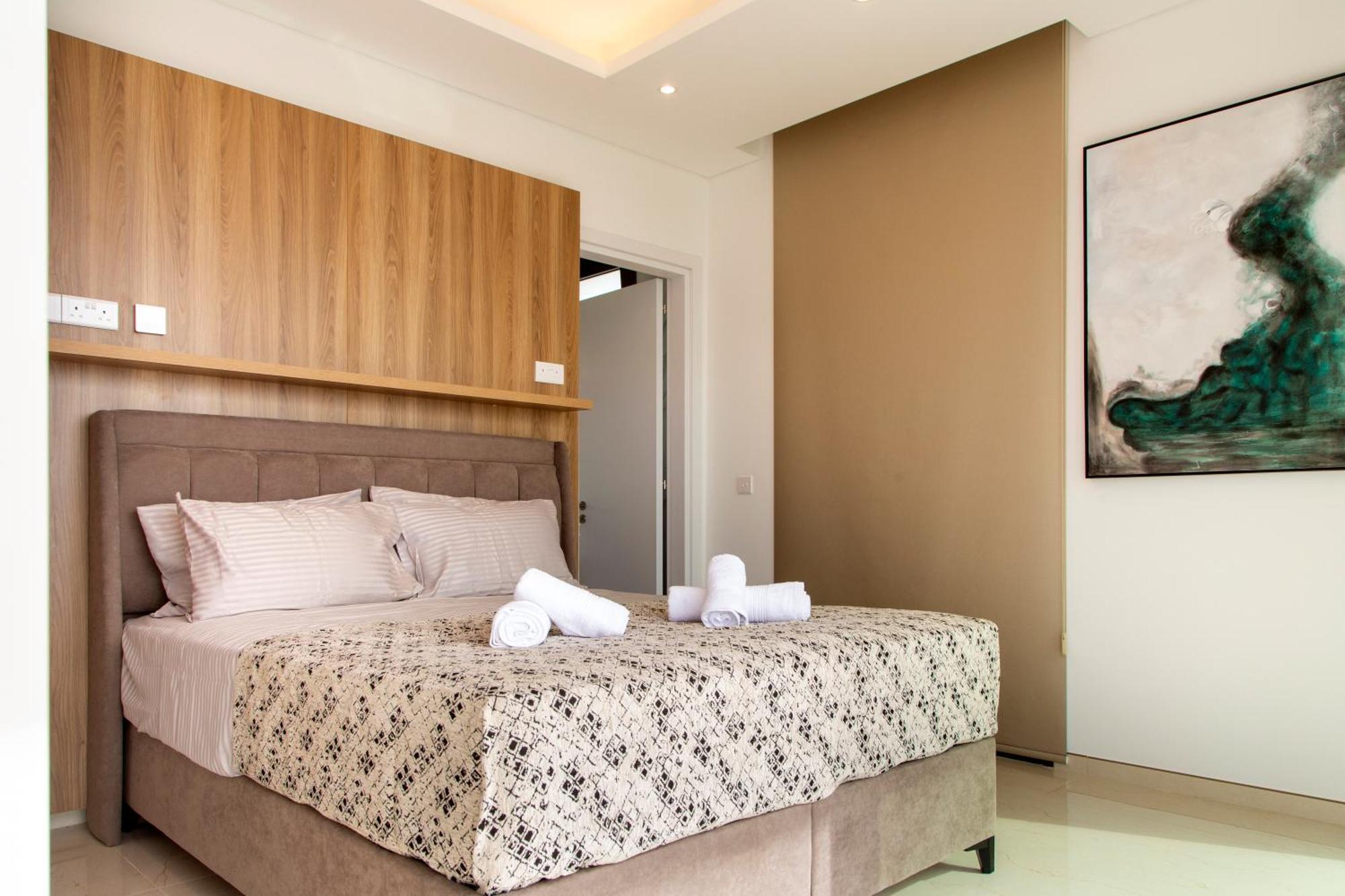 Santa Barbara Seafront Villas W Jacuzzi Pool Paphos 外观 照片