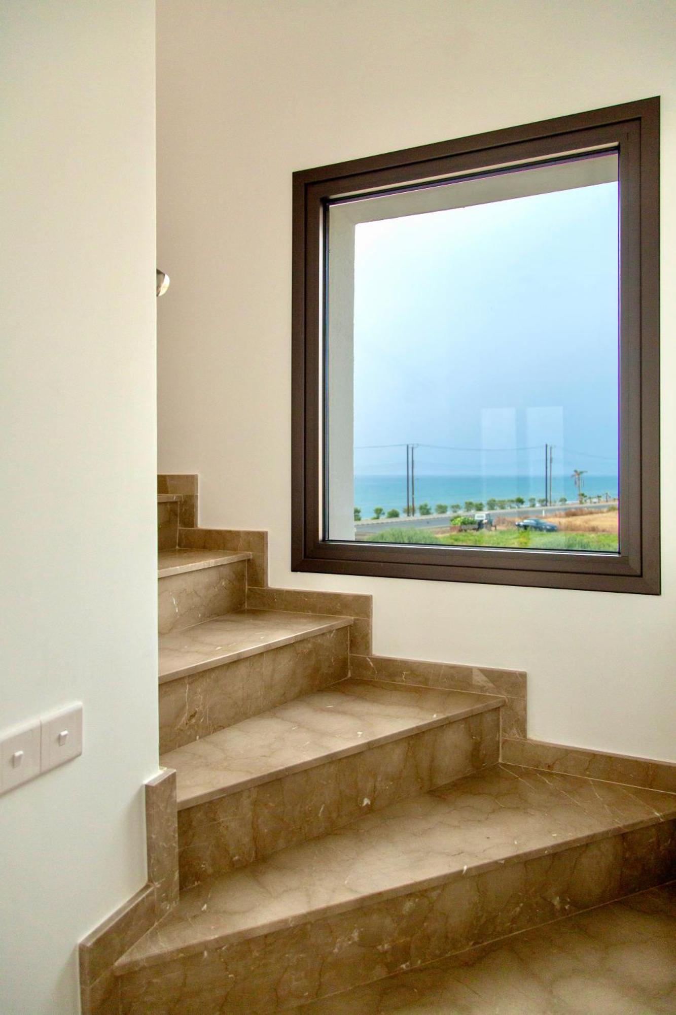 Santa Barbara Seafront Villas W Jacuzzi Pool Paphos 外观 照片