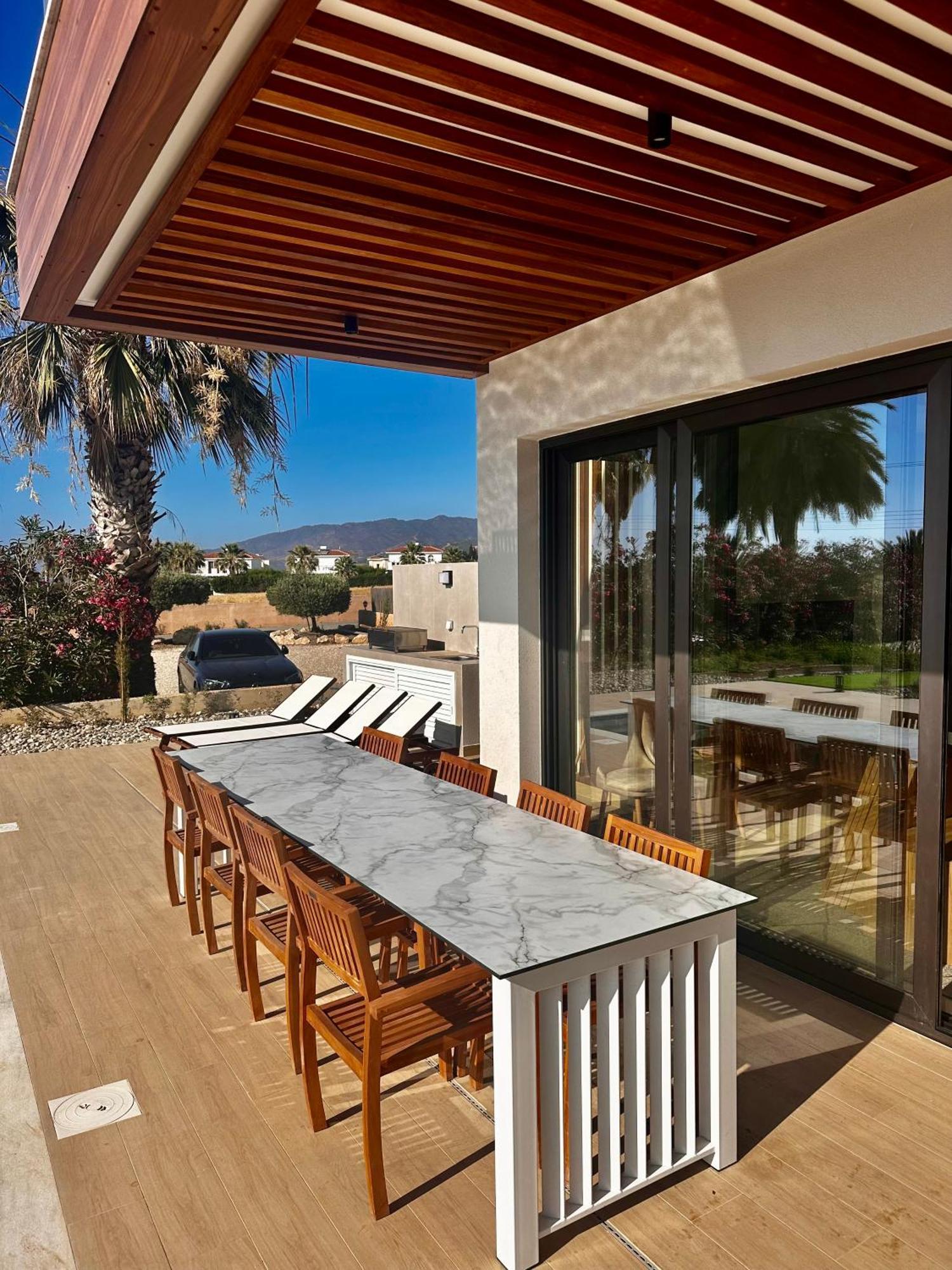 Santa Barbara Seafront Villas W Jacuzzi Pool Paphos 外观 照片