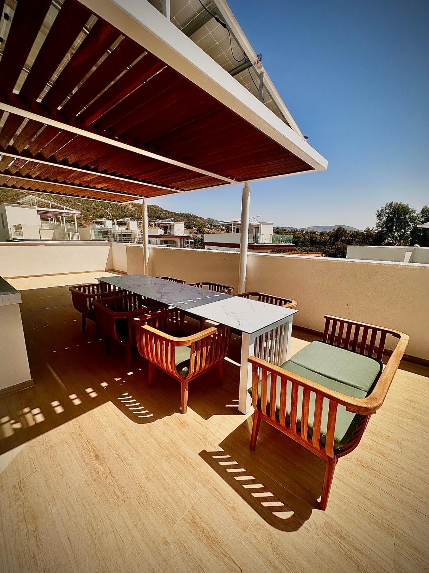 Santa Barbara Seafront Villas W Jacuzzi Pool Paphos 外观 照片